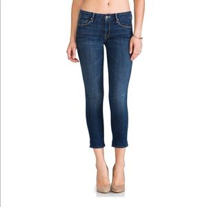 Mother the looker crop flowers from the storm